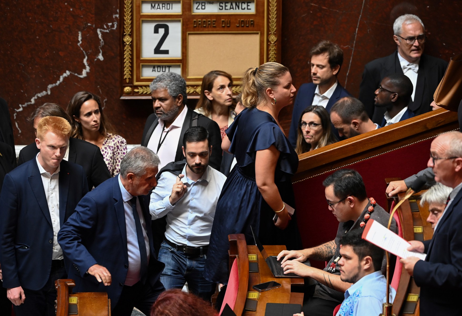 La Nupes, plus divergente sur la stratégie que sur les enjeux politiques, selon la Fondation Jean-Jaurès