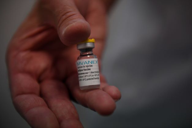 Variole du singe : 2 889 cas confirmés et plus de 100 000 doses livrées