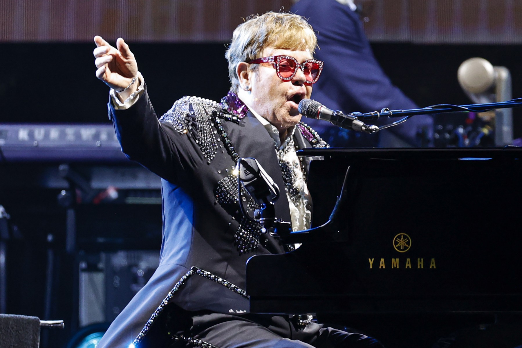 Elton John et Britney Spears unissent leurs talents pour une nouvelle chanson