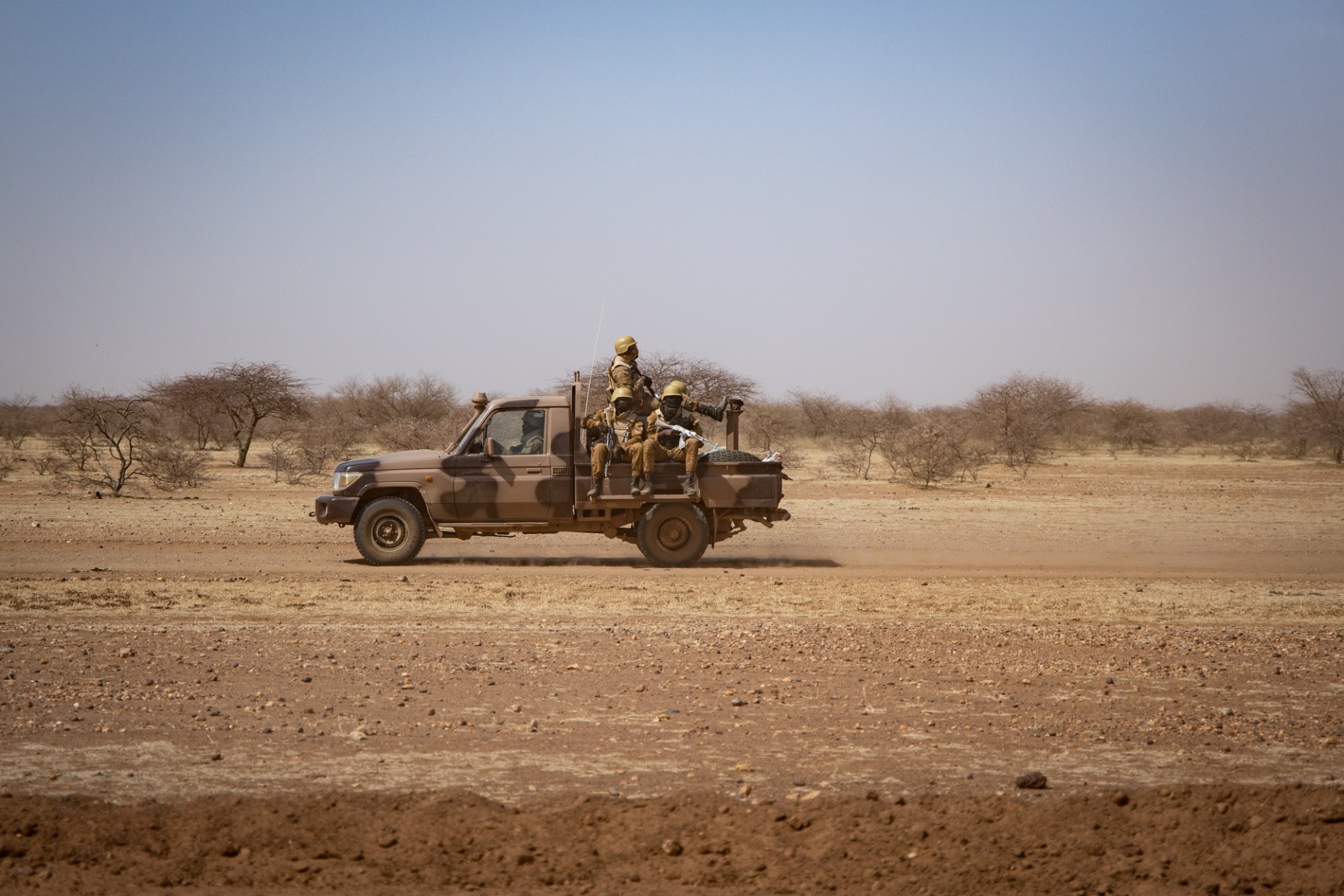 Burkina: 15 soldats tués lors d'une double attaque à l'engin explosif