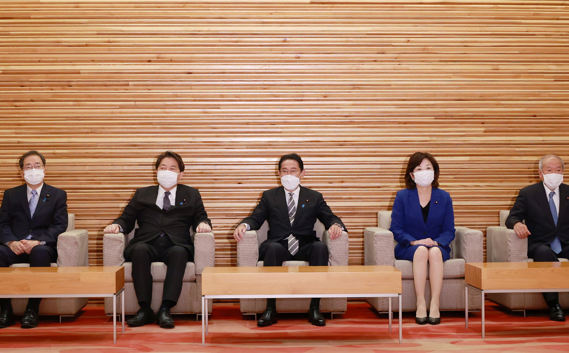Japon: remaniement gouvernemental, nouveau ministre de la Défense