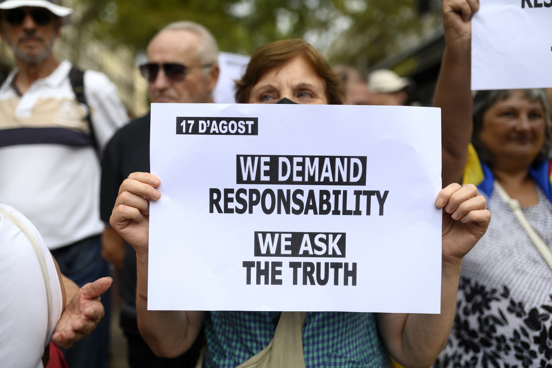 L'Espagne commémore les attentats djihadistes de Barcelone