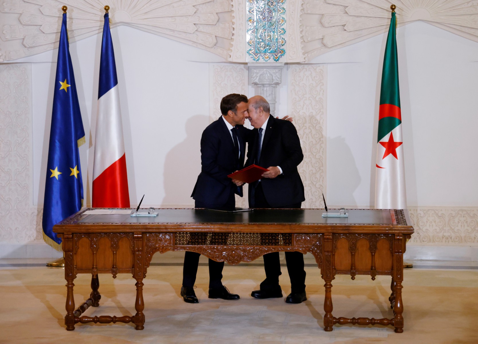 Paris et Alger attendus sur du concret après la relance de leur partenariat