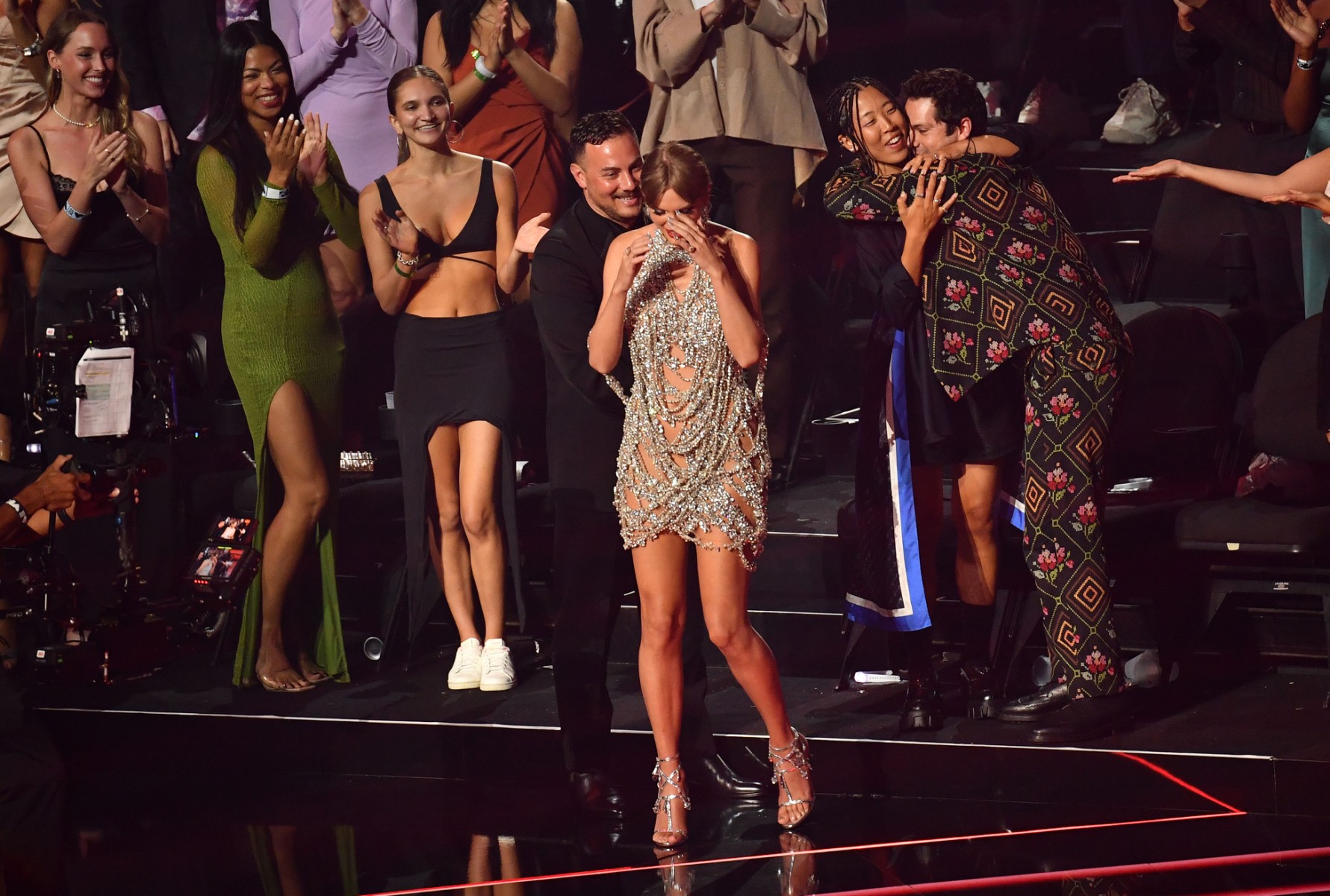 Bad Bunny et Taylor Swift enflamment les MTV Video Music Awards