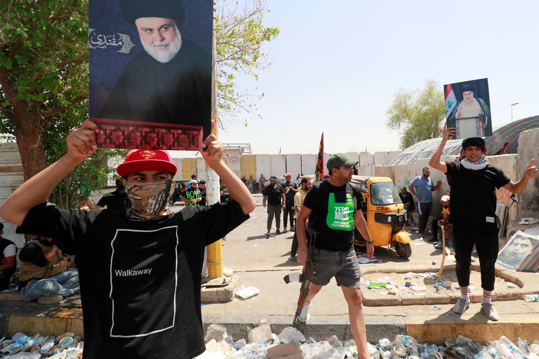 Combats à Bagdad: Sadr donne «une heure» à ses partisans pour se retirer