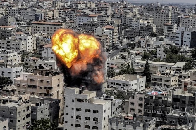 Israël dit se préparer à « une semaine» de raids sur Gaza
