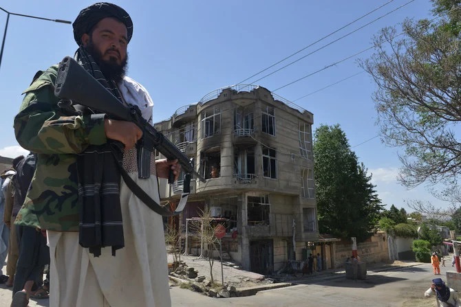 Afghanistan: un dignitaire religieux taliban et son frère tués dans un attentat suicide