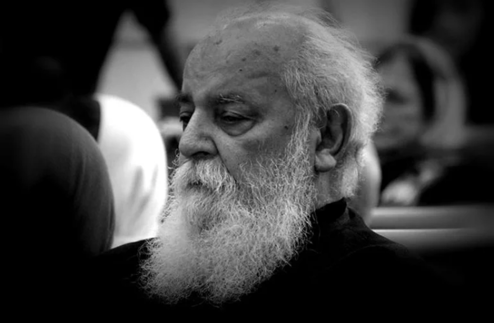 Iran: Funérailles de Houshang Ebtehaj, le plus grand poète contemporain persan