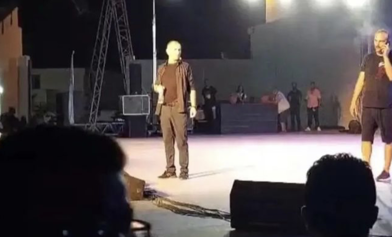 Tunisie: Une irruption policière dans le show d'un humoriste fait polémique