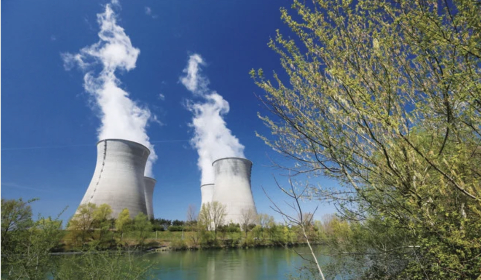 Nucléaire: Des réacteurs abaissent leur production avec la chaleur, dérogations étendues