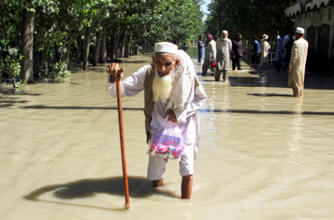 Les dirigeants saoudiens présentent leurs condoléances au Pakistan après les inondations meurtrières