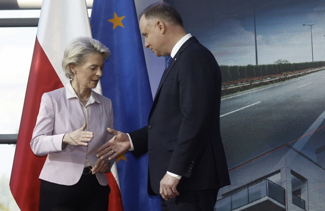 UE: Des juges contestent en justice le feu vert au plan de relance polonais