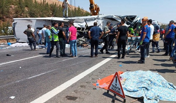 Les dirigeants saoudiens adressent leurs condoléances aux victimes d’accidents de voiture en Turquie