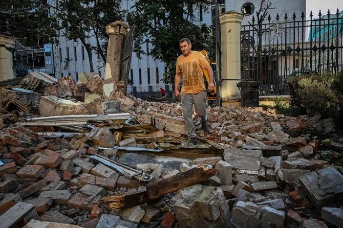Ukraine: au moins cinq morts dans des bombardements russes sur Kharkiv
