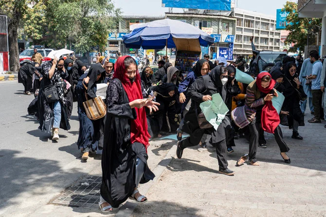 Les talibans un an après, créant la désolation et exportant l’instabilité