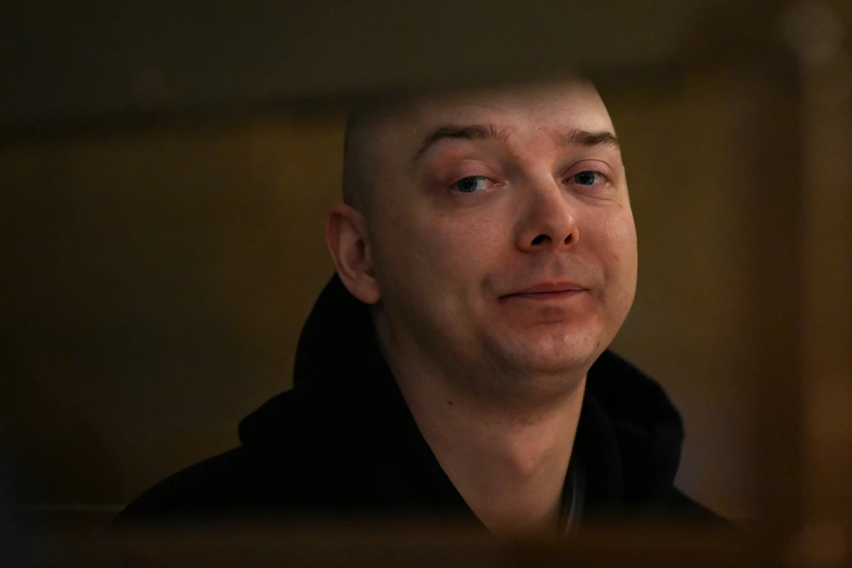 Russie: 24 ans de prison requis contre un journaliste accusé de «haute trahison»