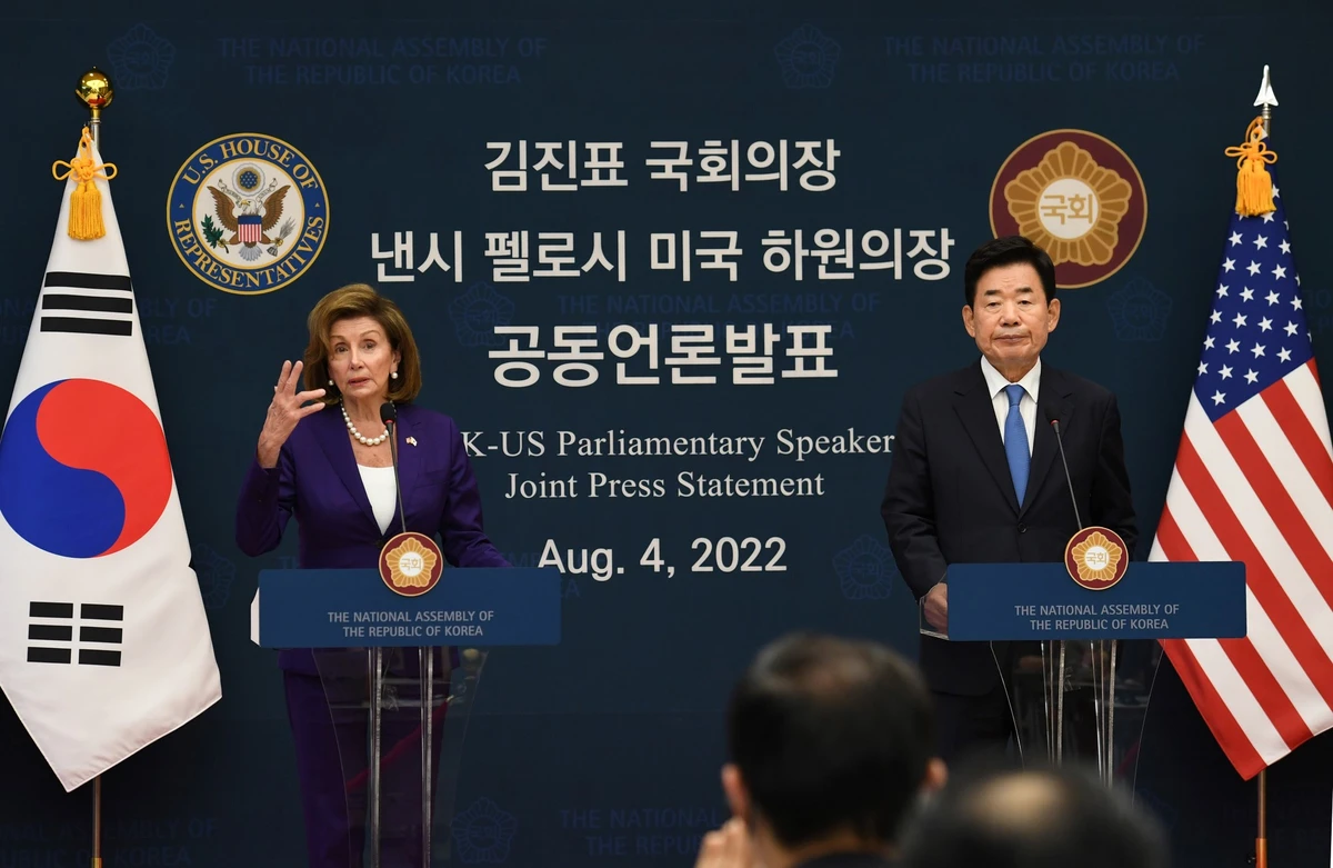 La Corée du Nord dénonce la visite de Pelosi à la frontière intercoréenne