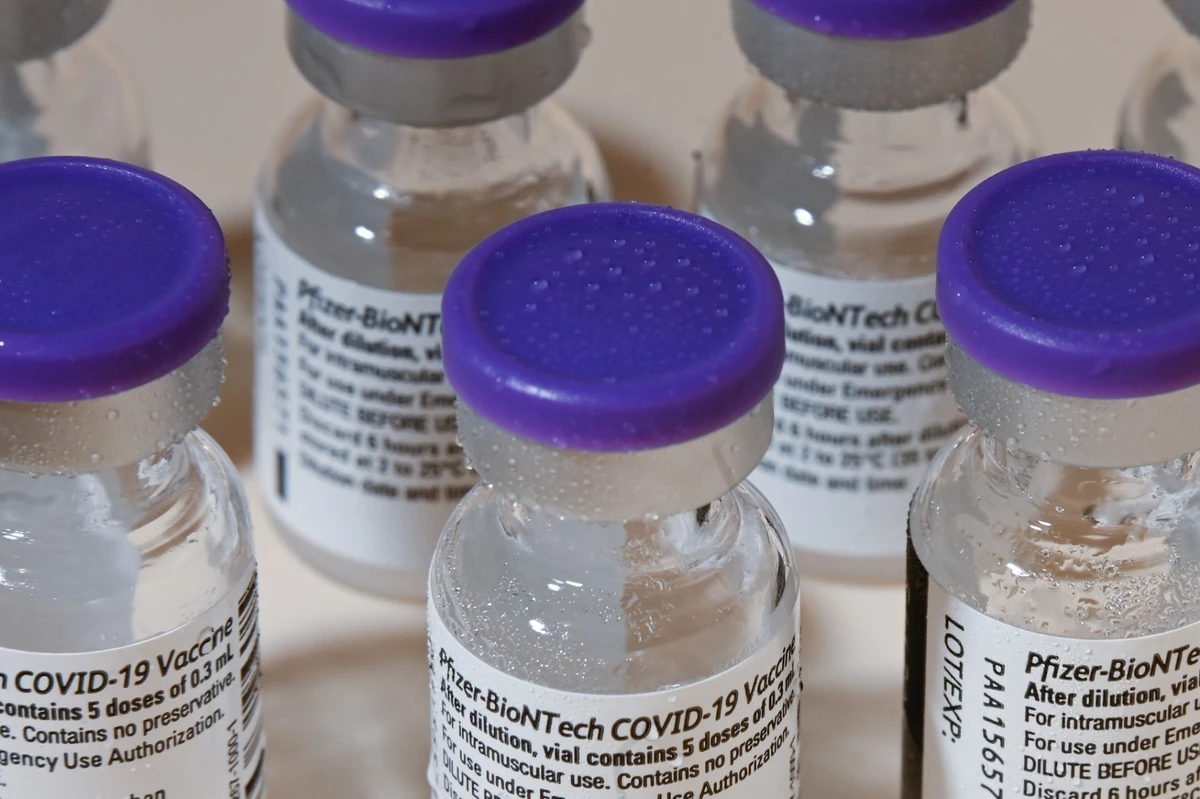 Vaccination: les sages-femmes autorisées à vacciner la plupart des mineurs