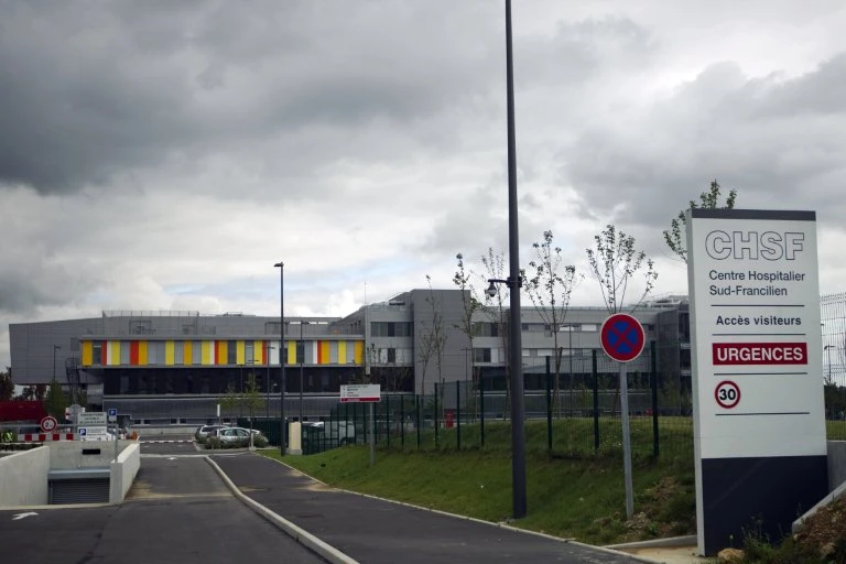Cyberattaque contre un hôpital de l'Essonne: la santé des patients «pas mise en danger», selon Braun