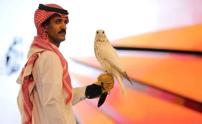 Une exposition internationale célèbre la fauconnerie saoudienne et le patrimoine de la chasse