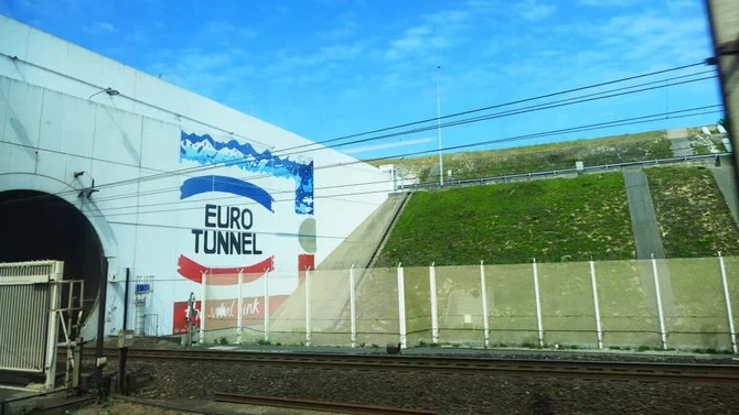 Eurotunnel: des passagers évacués par un tunnel de service après un incident