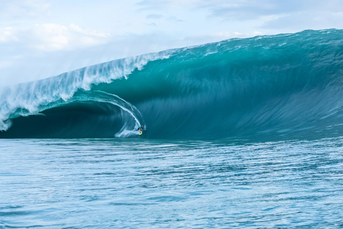 Les meilleures surfeuses du monde de retour sur la vague olympique de Teahupoo