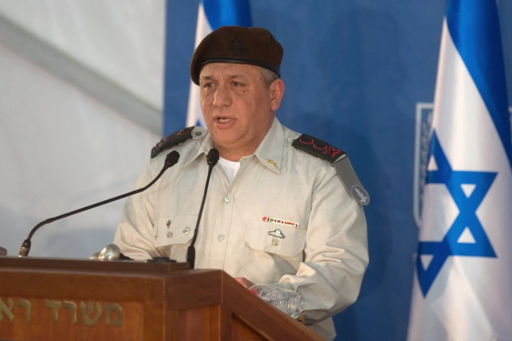Israël: l'ex-chef de l'armée Gadi Eisenkot se lance en politique