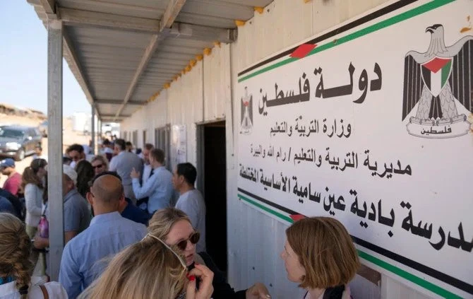 Protestations contre la décision israélienne de démolir une école bédouine palestinienne