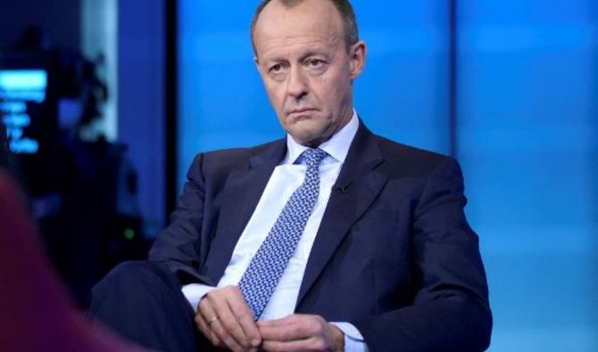 Le président du Parti chrétien-démocrate allemand (CDU), Friedrich Merz, lors de l'enregistrement d'une interview télévisée à Berlin, en Allemagne, le 17 décembre 2021. (Michael Sohn / Pool / AFP)