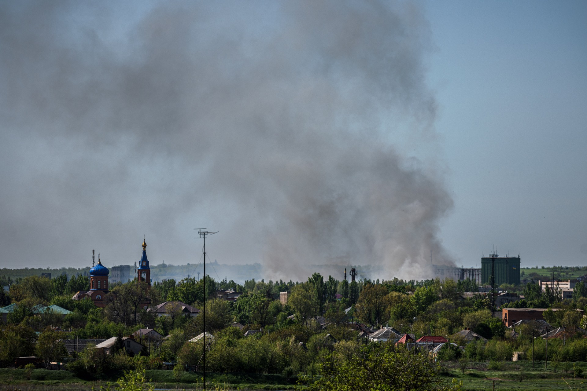 Ukraine: frappe meurtrière avant l'annexion de quatre régions par Moscou