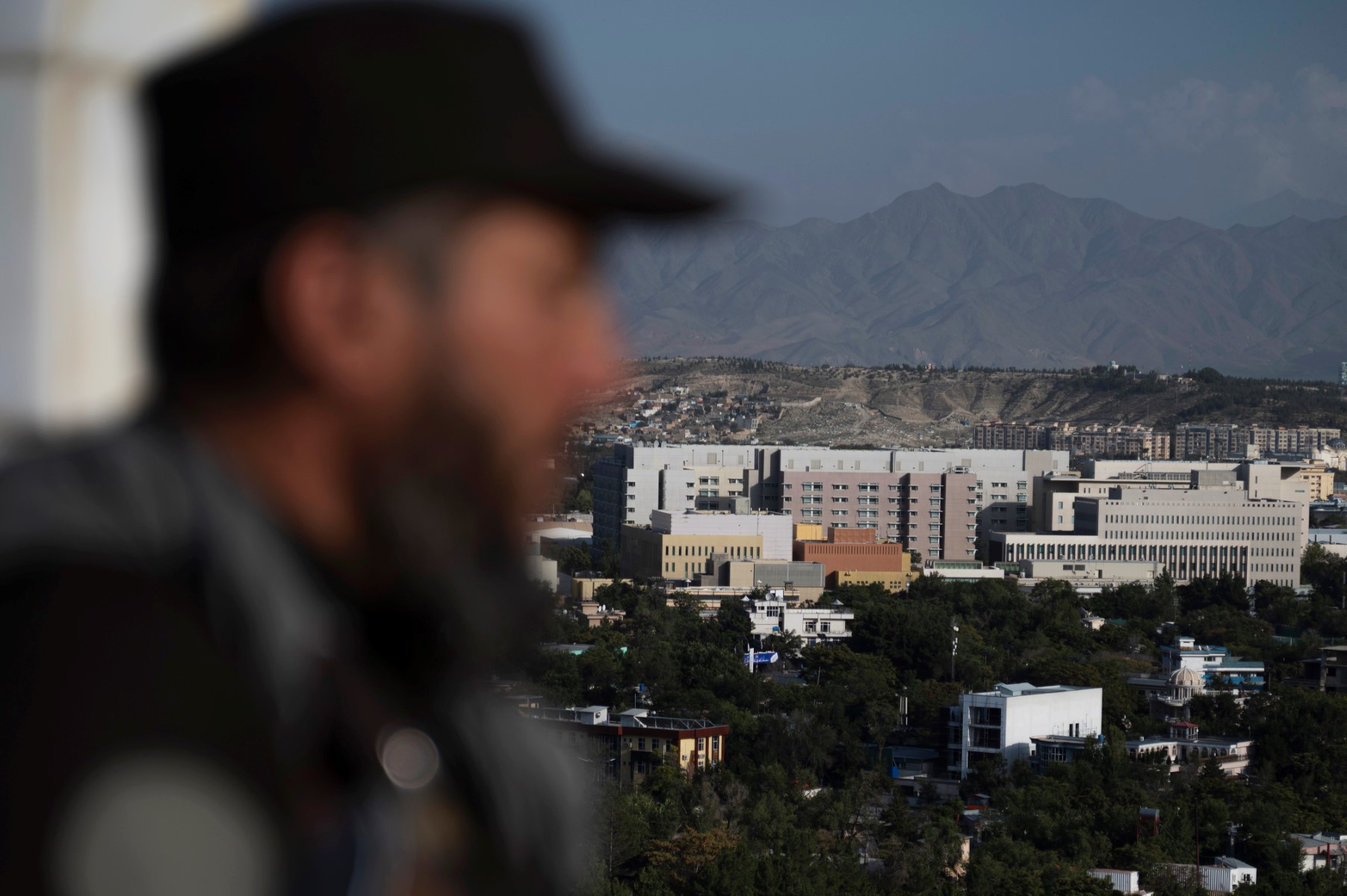 Deux employés de l'ambassade russe et quatre Afghans tués dans un attentat à Kaboul