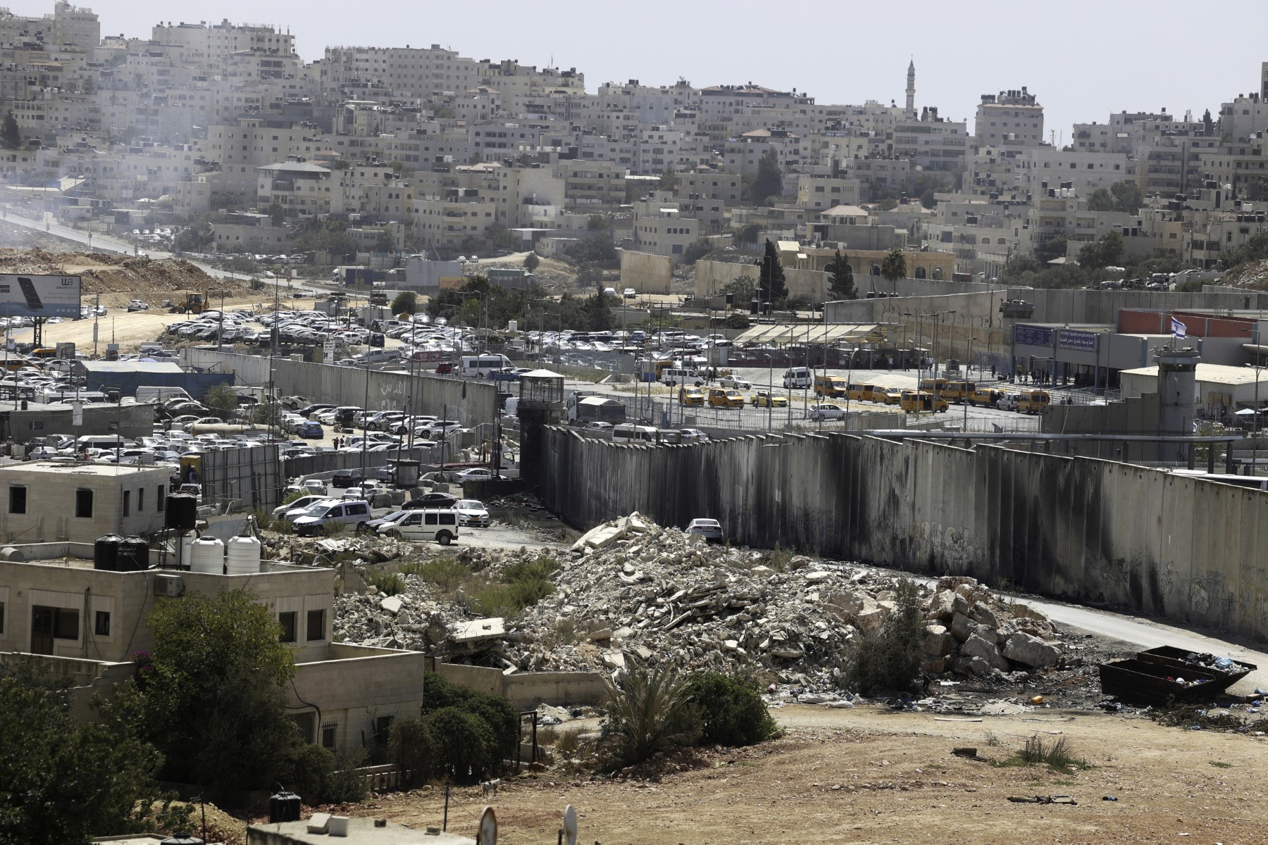Un Palestinien tué après avoir attaqué un soldat en Cisjordanie