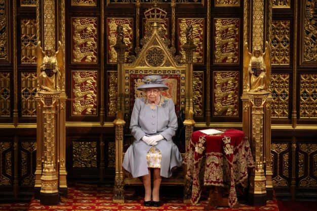 Elizabeth II, le devoir avant tout