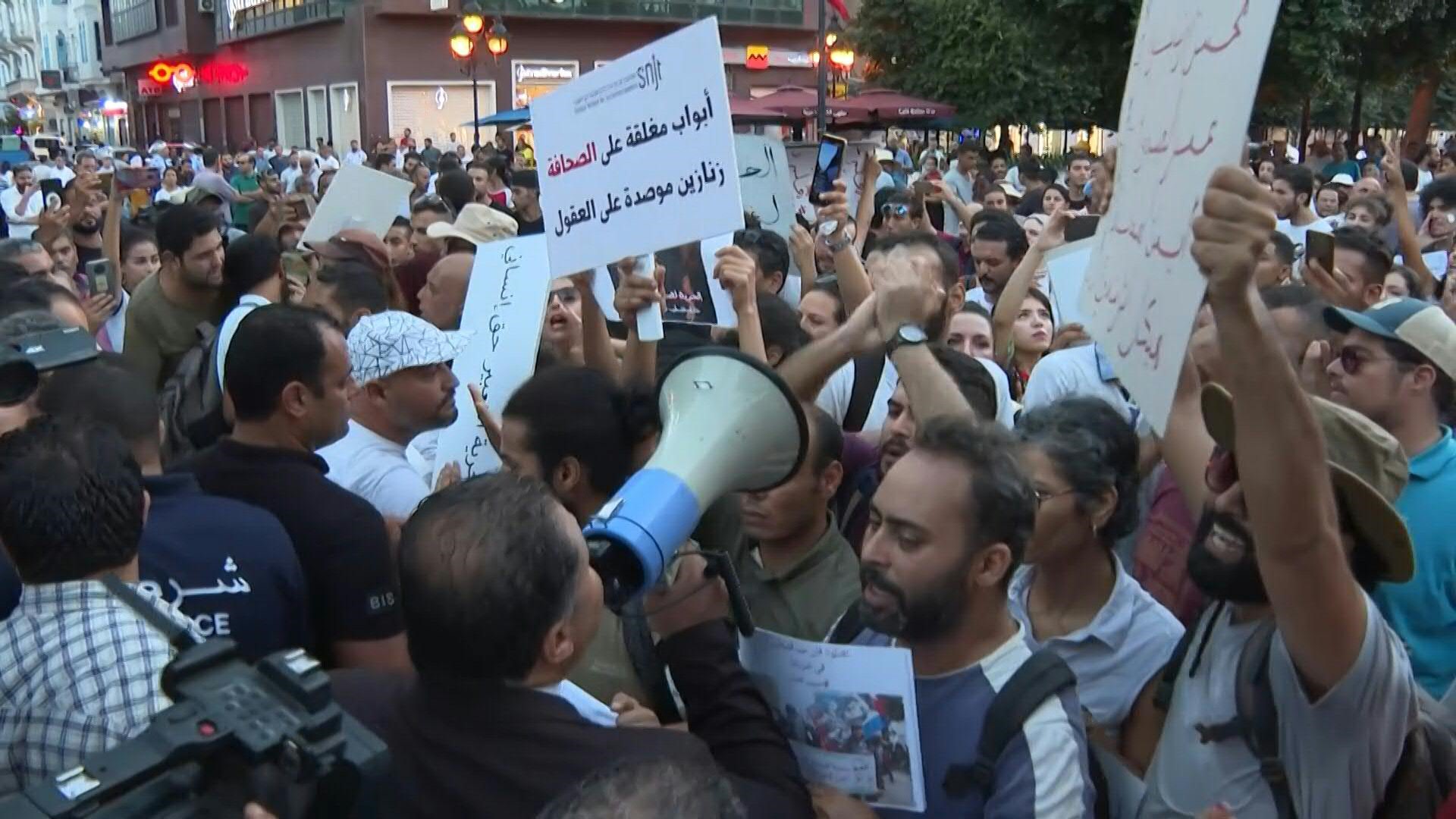 Tunisie: liberté provisoire pour un journaliste militant