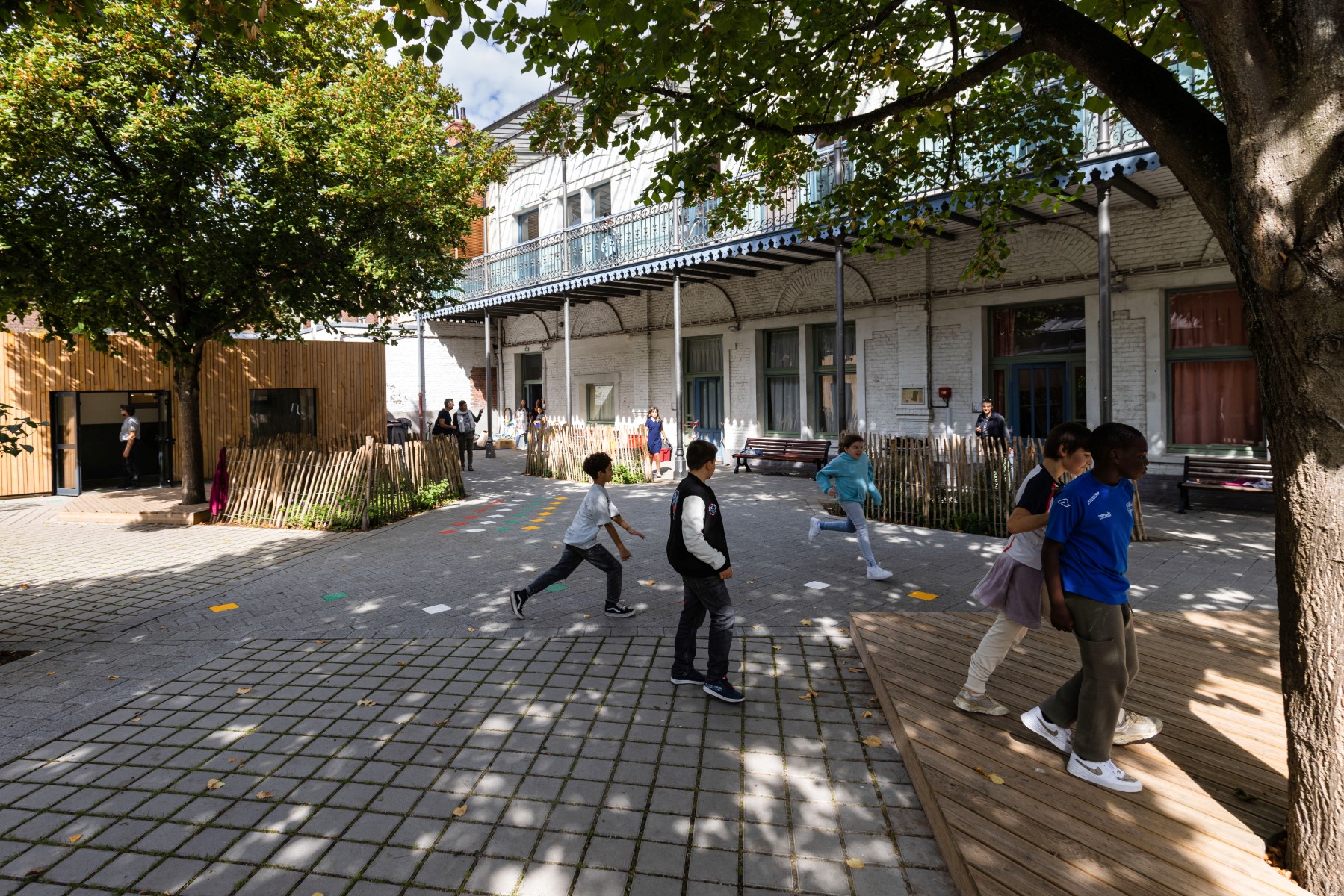 Familles monoparentales: bientôt des aides étendues pour la garde d'enfants de 6 à 11 ans