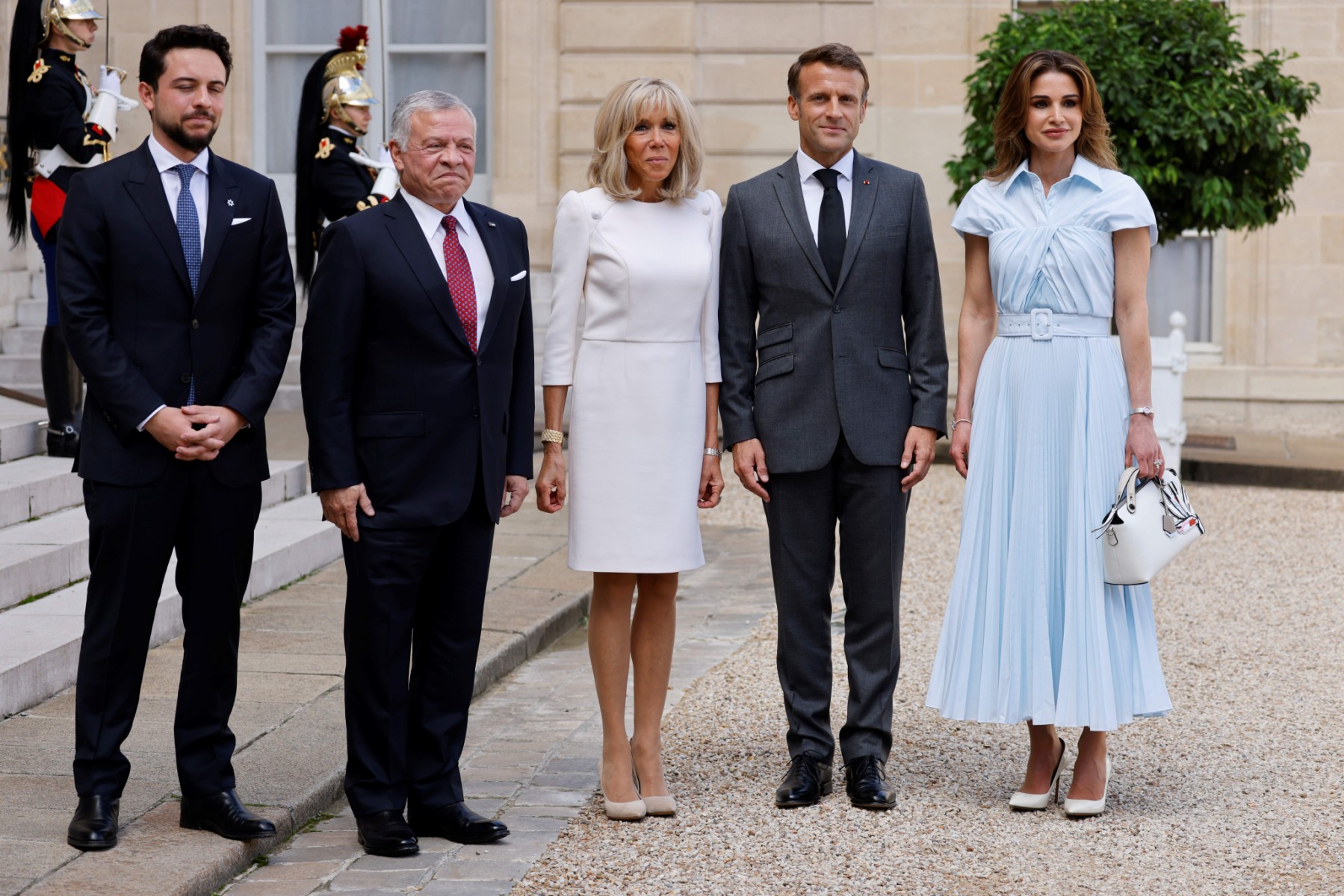 Le couple Macron reçoit le roi et la reine de Jordanie