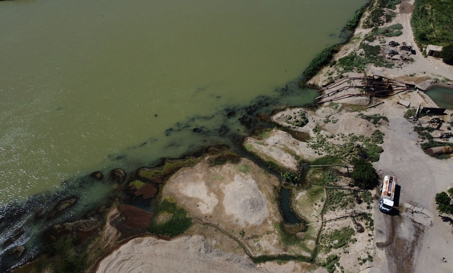 En Syrie, on boit de l'eau polluée malgré le choléra