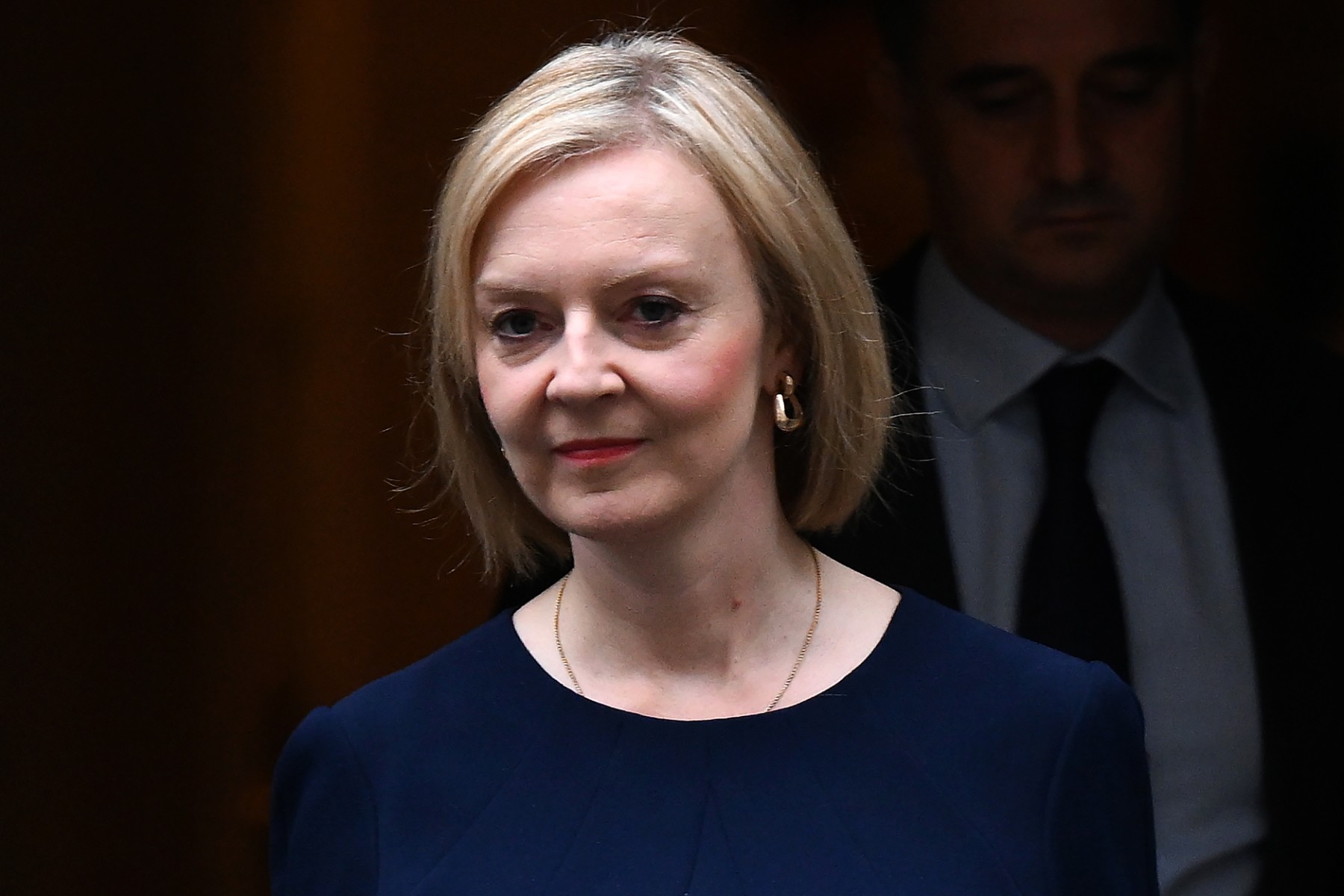 Désavouée par les marchés, Liz Truss assume ses baisses d'impôts