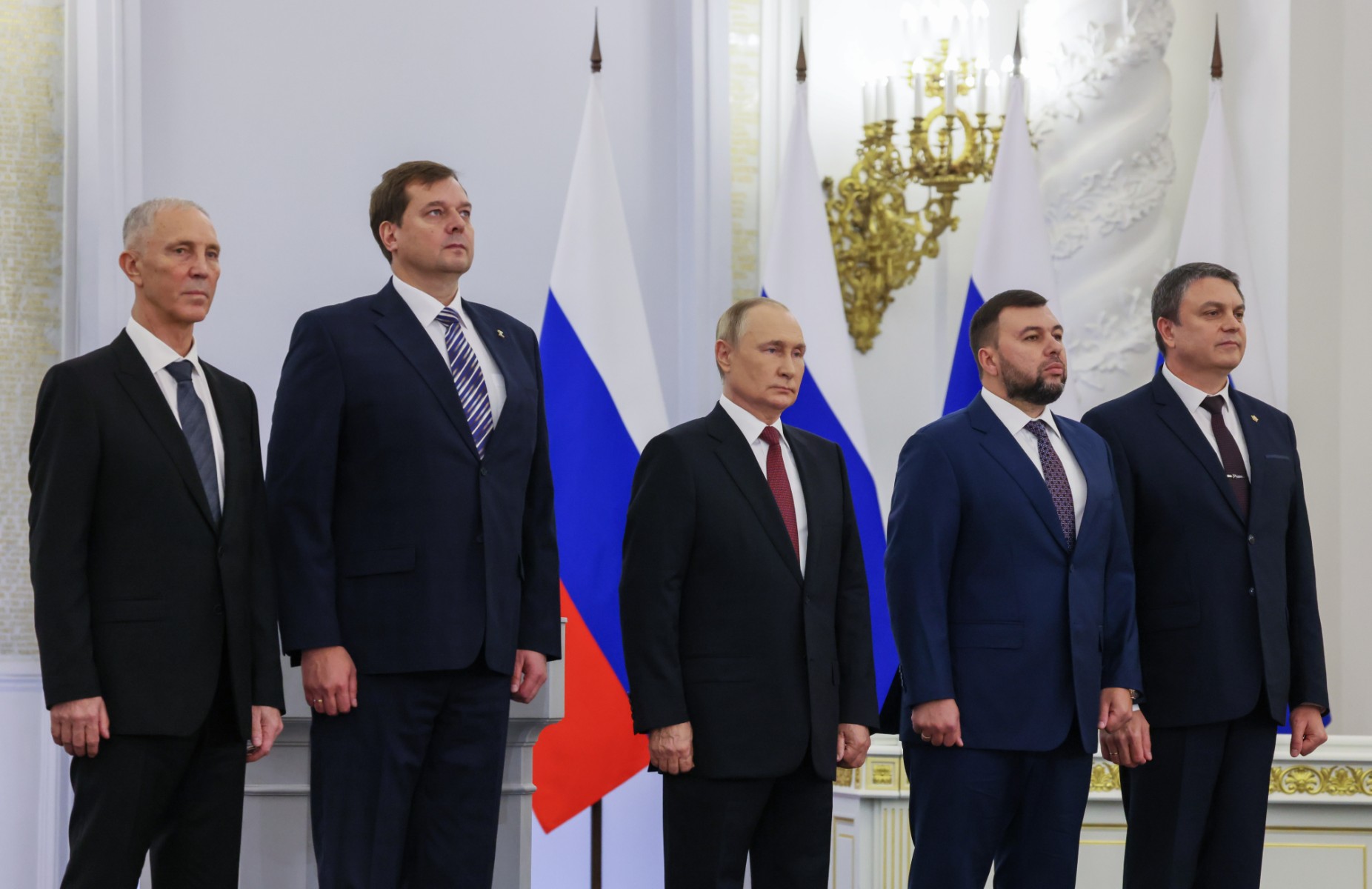 Poutine signe l'annexion de quatre régions d'Ukraine