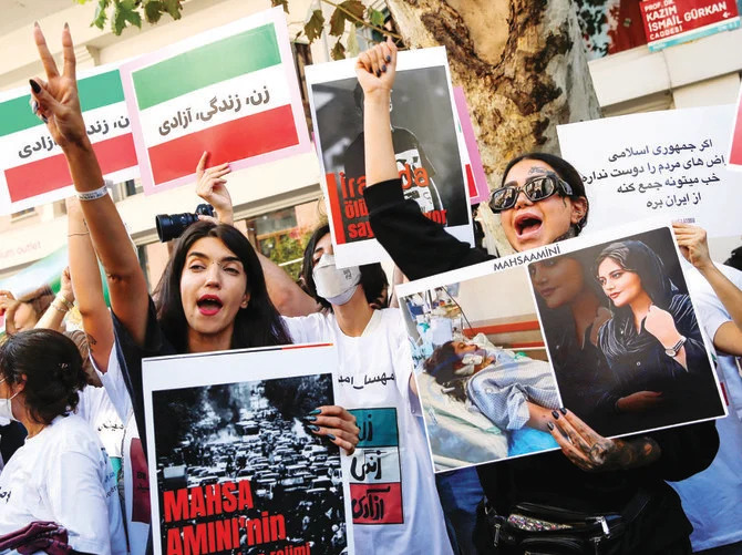Iran: un ex-footballeur arrêté pour avoir soutenu les manifestations