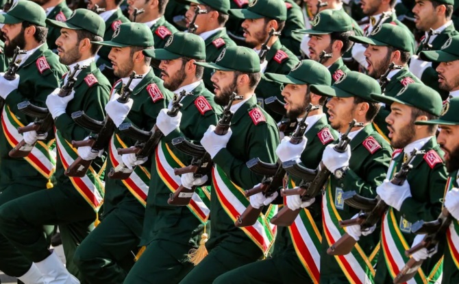 Un haut commandant des Gardiens de la révolution tué lors d'affrontements avec des opposants