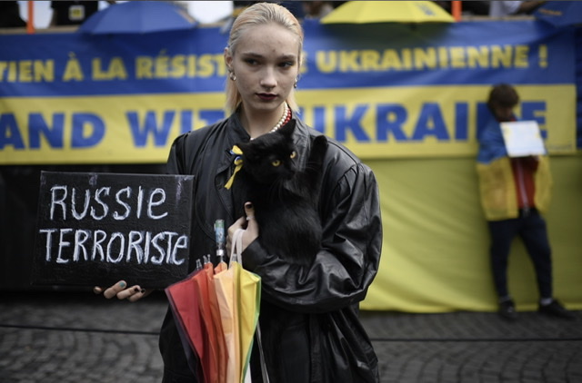 Paris retrouve la Techno Parade, aux couleurs de l’Ukraine