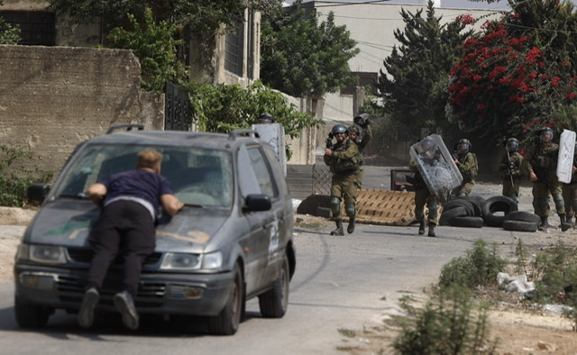 Israël modifie et repousse ses nouvelles règles d'entrée en Cisjordanie occupée