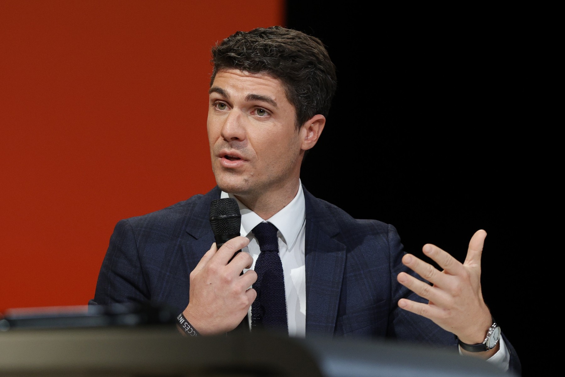 Présidence de LR: Pradié ne veut pas d'une «guerre des chefs»