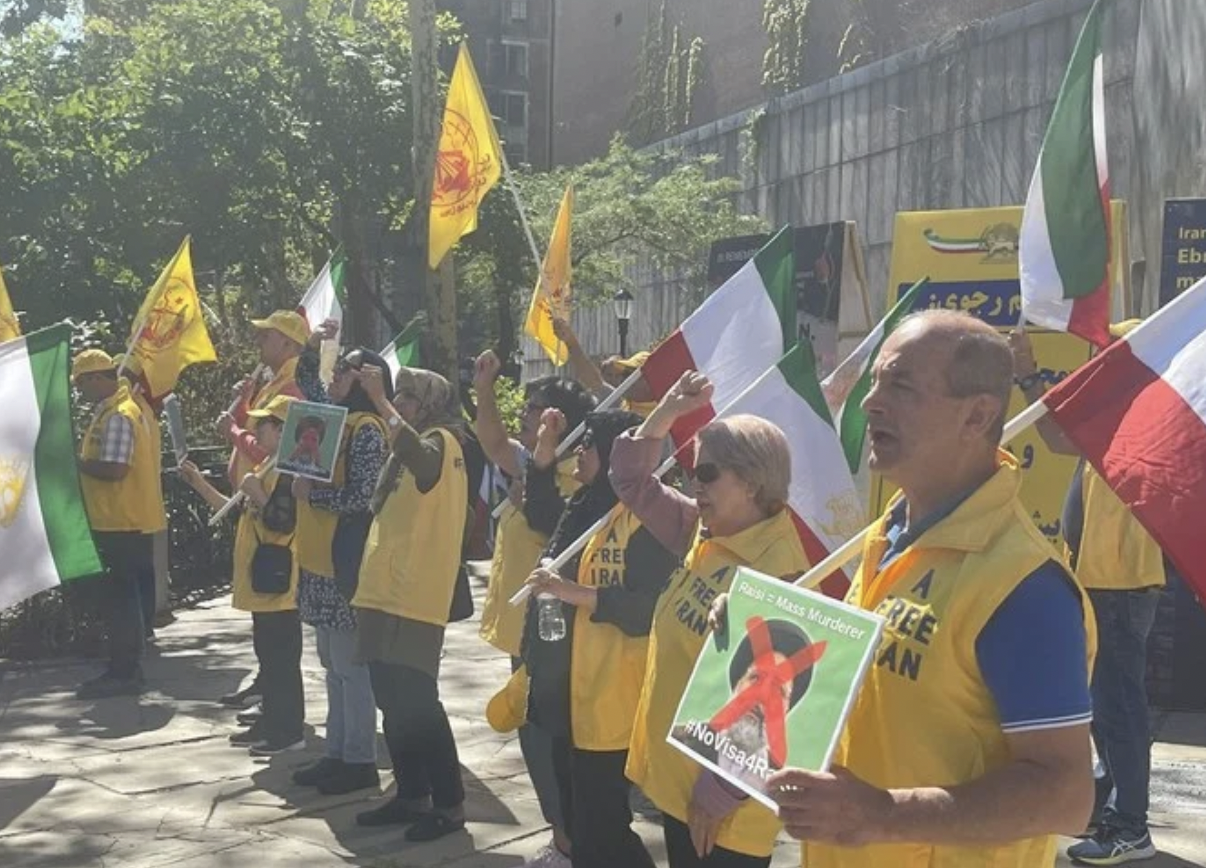 Manifestations devant le siège de l'ONU pour que le président iranien soit interdit d’entrée aux États-Unis