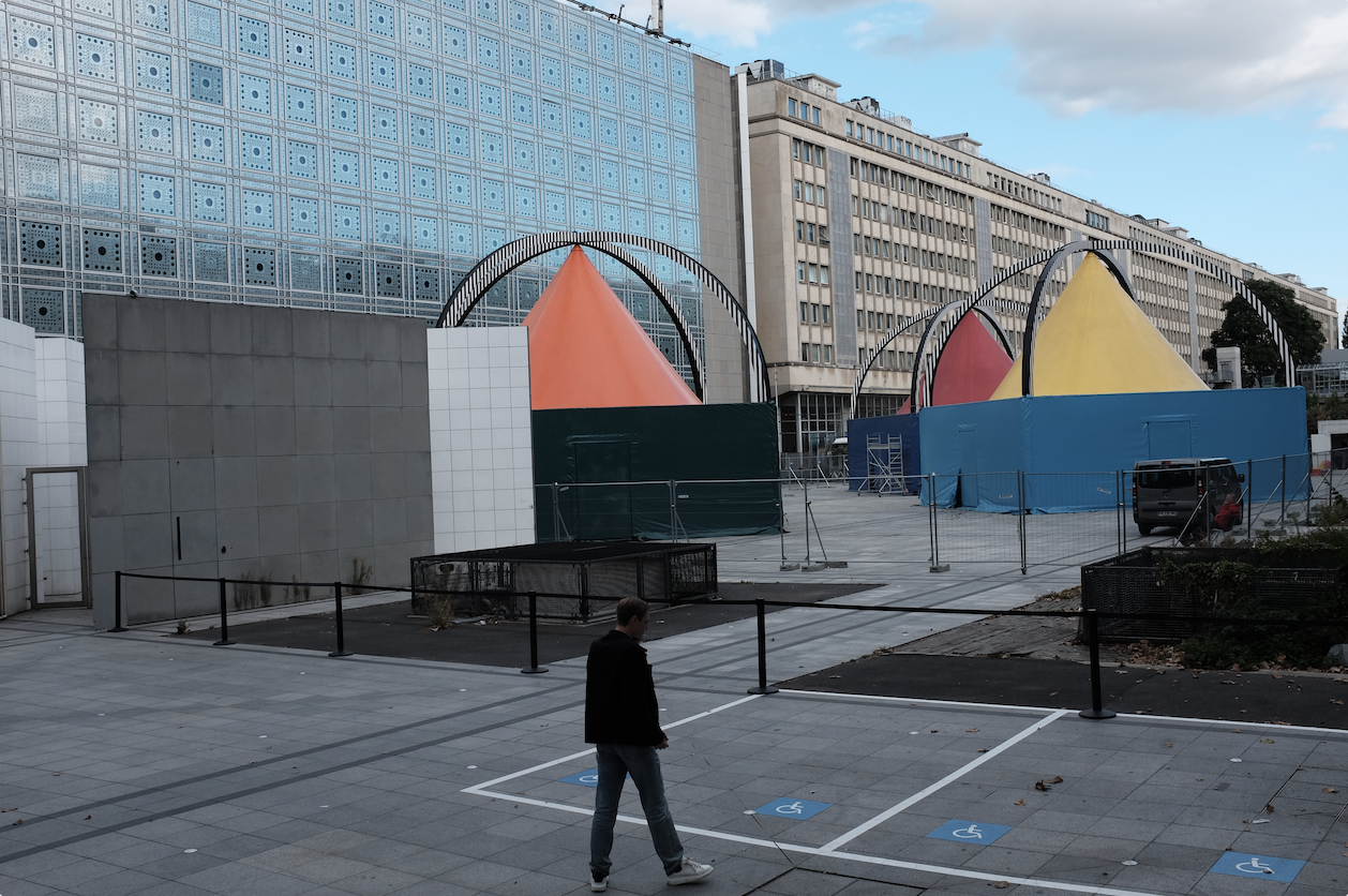 Le Burencirque s’installe sur le parvis de l’IMA