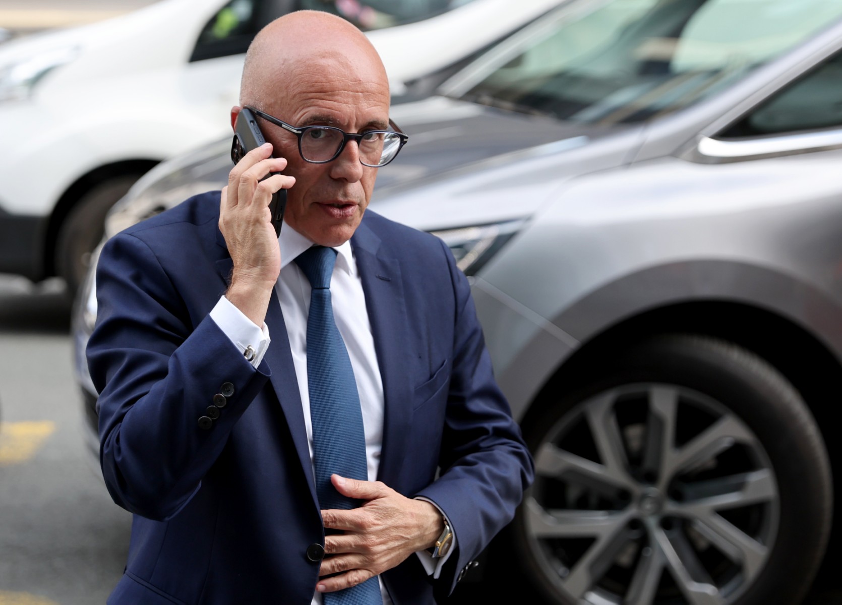 Eric Ciotti arrive au siège du parti pour assister à une réunion politique à Paris le 21 juin 2022, deux jours après le deuxième tour des élections législatives en France. (Photo de Thomas COEX / AFP)