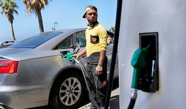 Liban: levée des subventions sur le carburant, l'effondrement économique s'aggrave