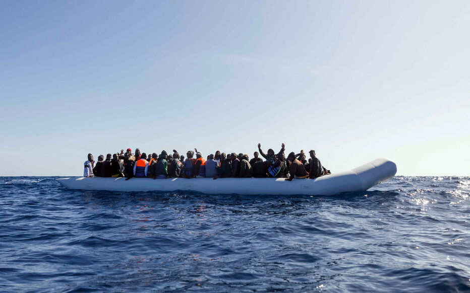 Migrants morts en Méditerranée: Un tweet d'un responsable du HCR provoque un tollé