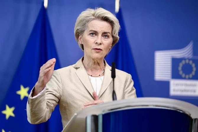 Sanctions: Bruxelles propose aux 27 de plafonner le prix du pétrole russe